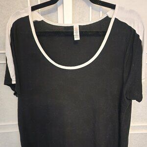 Lularoe Black Tee with White Stripes on Arms - Size L